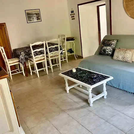 Διαμέρισμα Village De Pozzo Appart. 4 Pers.